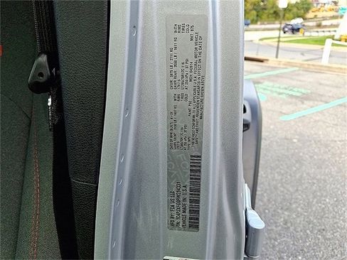 Used 2024 Jeep Wrangler Unlimited Rubicon image 26