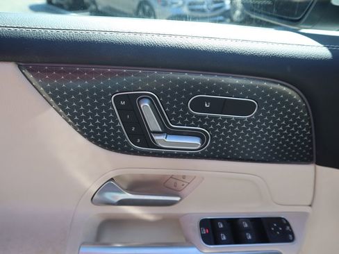 Certified 2025 Mercedes-Benz GLB 250 image 19