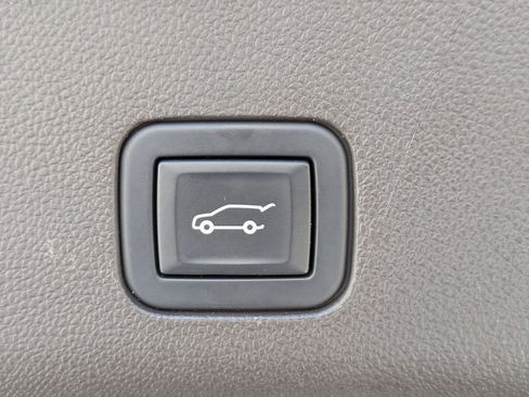 Used 2021 Cadillac Escalade Sport w/ Heavy-Duty Trailer Package image 15