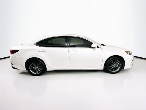 Used 2018 Lexus ES 350 w/ Premier Package FWD image 10