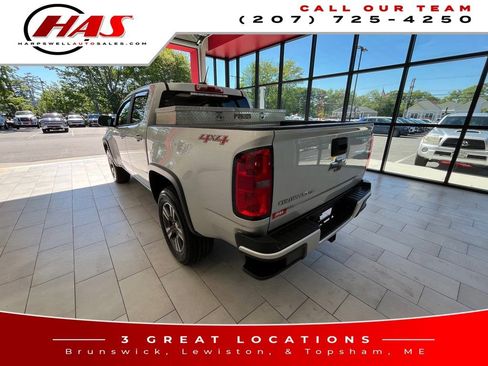 Used 2018 Chevrolet Colorado W/T w/ Custom Special Edition AWD/4WD image 3