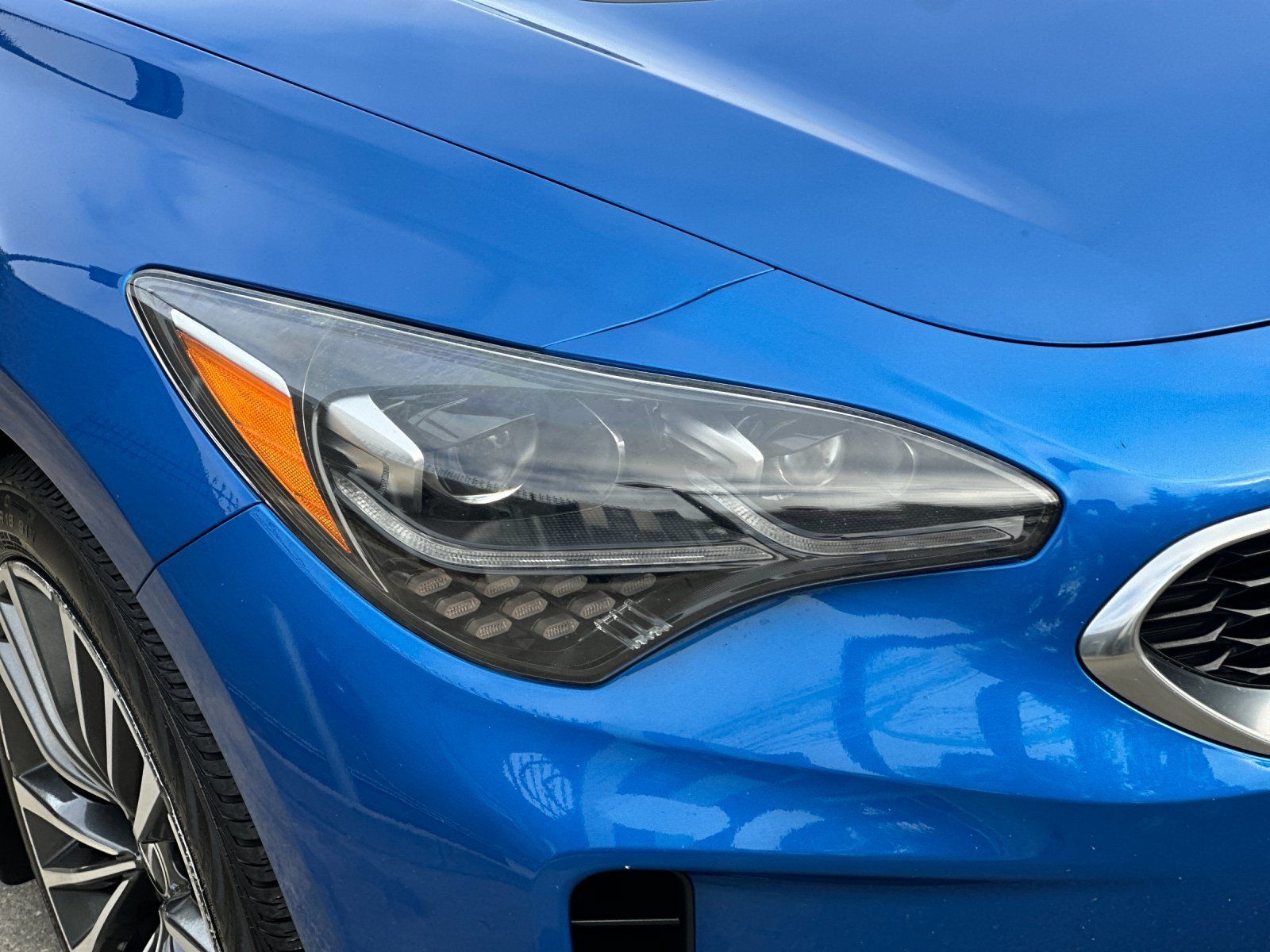 Used 2018 Kia Stinger Premium RWD image 32