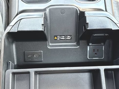 Used 2023 GMC Sierra 1500 Denali AWD/4WD image 36