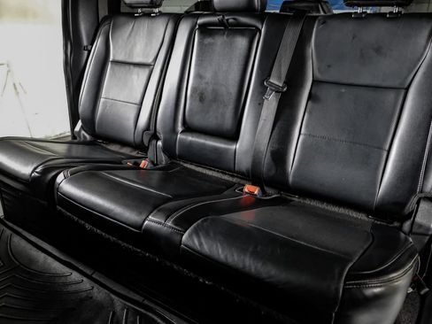 Used 2019 Ford F250 Lariat w/ Lariat Value Package AWD/4WD image 32