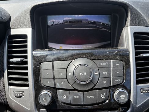 Used 2014 Chevrolet Cruze LT w/ Enhanced Safety Package FWD image 10
