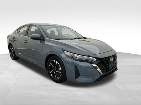 Used 2024 Nissan Sentra SV FWD image 8