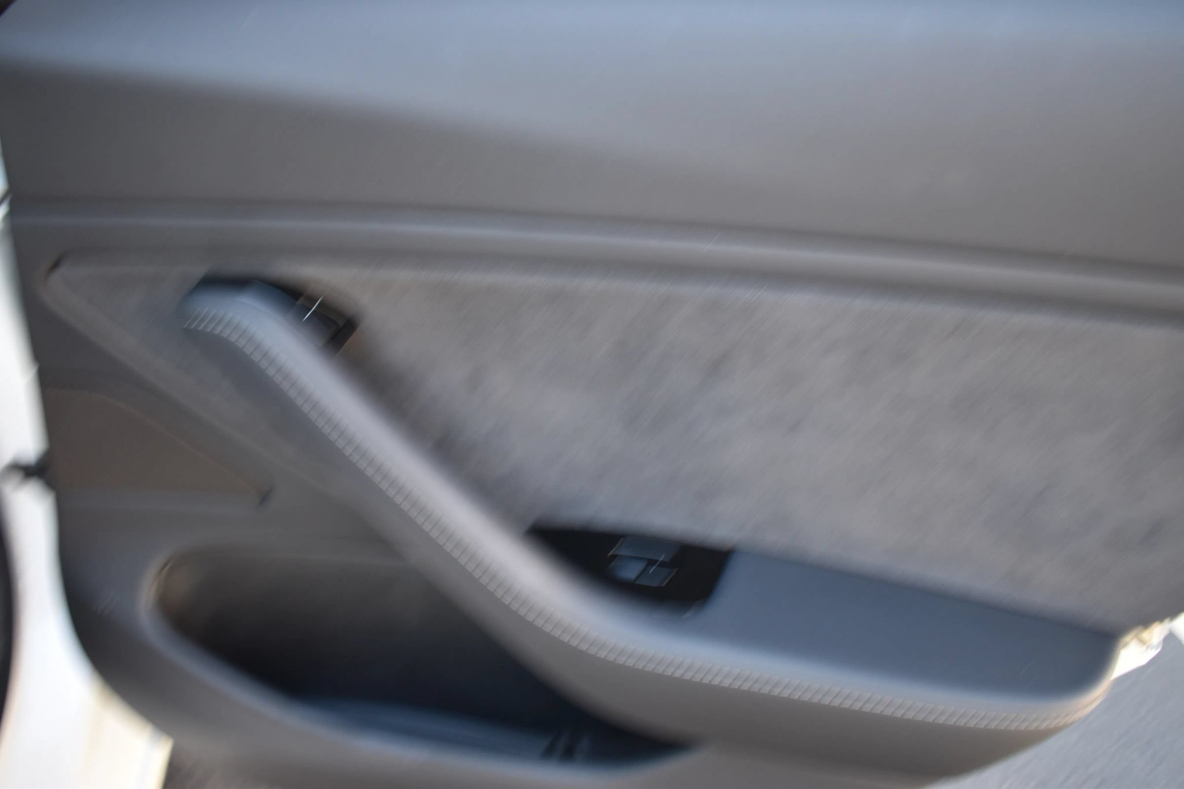 Used 2018 Tesla Model 3 Long Range AWD/4WD image 19