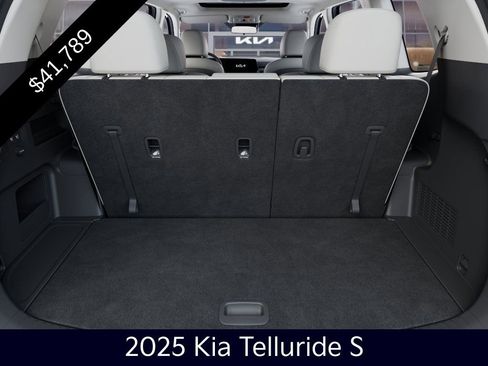 Certified 2025 Kia Telluride S image 19