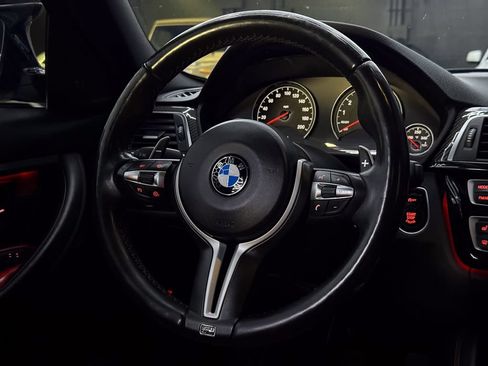 Used 2016 BMW M3 RWD image 21