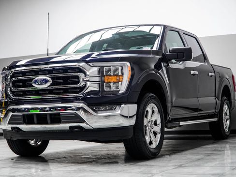 Used 2022 Ford F150 XLT w/ Equipment Group 302A High AWD/4WD image 8