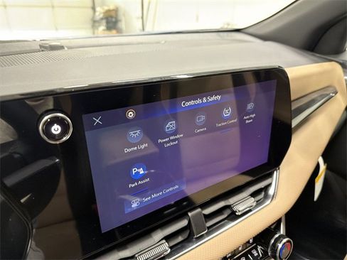 New 2026 Chevrolet Equinox ACTIV w/ Convenience Package III image 29