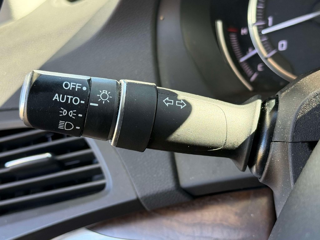Used 2020 Acura MDX w/ Technology Package AWD/4WD image 27