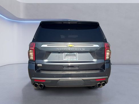 Used 2021 Chevrolet Suburban High Country w/ Premium Package AWD/4WD image 4