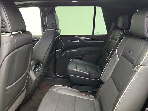 Used 2022 Cadillac Escalade Sport w/ Touring Package AWD/4WD image 23