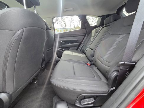 Used 2025 Hyundai Tucson SEL AWD/4WD image 19