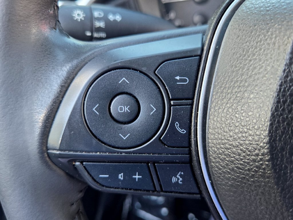 Used 2024 Toyota Corolla SE FWD image 25