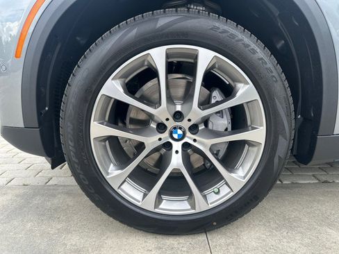 New 2026 BMW X5 sDrive40i w/ Climate Comfort Package RWD image 16