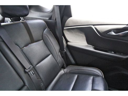 Used 2019 Chevrolet Blazer Premier w/ Sun and Wheels Package FWD image 12