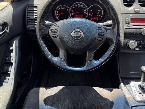 Used 2011 Nissan Altima 2.5 S w/ Convenience Pkg FWD image 16
