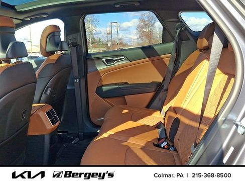 New 2026 Kia Sportage X-Line w/ X-Line Premium Package AWD/4WD image 8