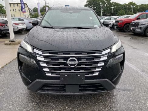 Used 2024 Nissan Rogue SV AWD/4WD image 8