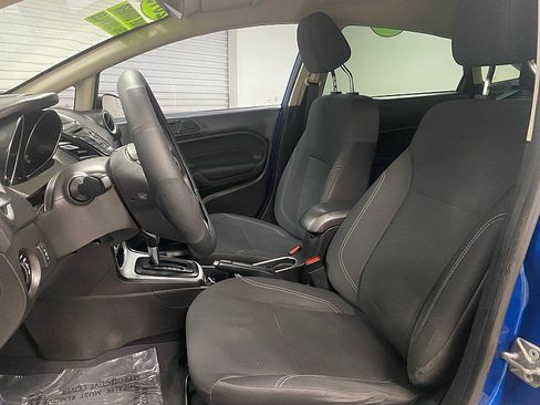 Used 2019 Ford Fiesta SE image 11