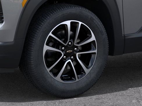 New 2026 Chevrolet TrailBlazer LT w/ Driver Confidence Package FWD image 9