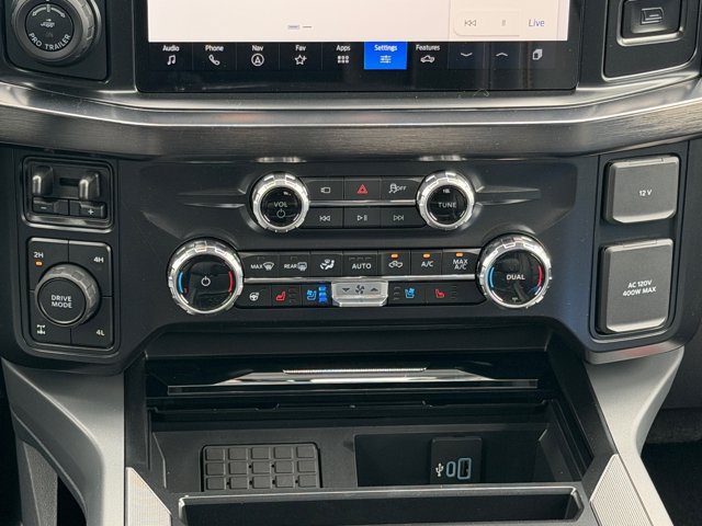 New 2026 Ford F250 Lariat w/ Lariat Premium Package AWD/4WD image 22