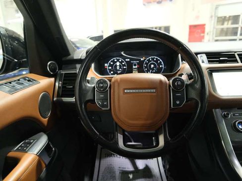 Used 2017 Land Rover Range Rover Sport HSE Dynamic image 32