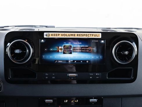 Used 2021 Mercedes-Benz Sprinter 4500 w/ Parking Package image 26