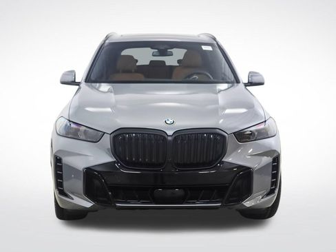 New 2026 BMW X5 xDrive40i w/ M Sport Package AWD/4WD image 8