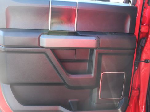 Used 2018 Ford F150 Raptor w/ Equipment Group 802A Luxury image 31