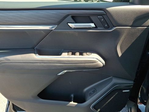 New 2026 GMC Acadia Elevation w/ Black Edition FWD image 9