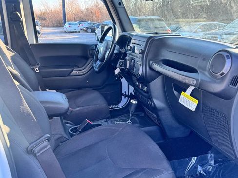 Used 2015 Jeep Wrangler Unlimited Sport w/ Quick Order Package 24S image 7