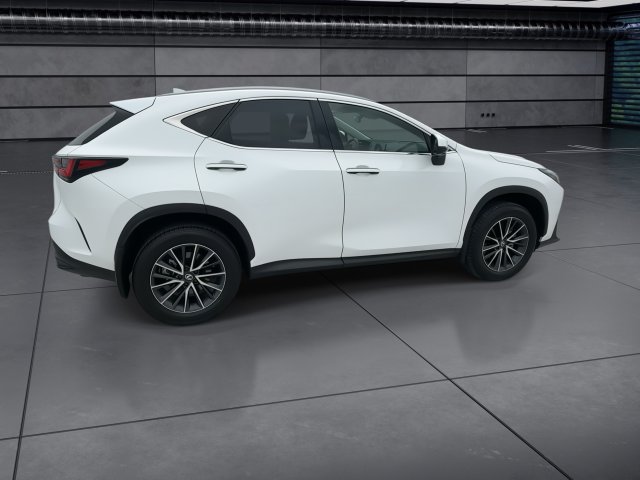 Certified 2026 Lexus NX 350 AWD w/ Accessory Package (K3) image 9