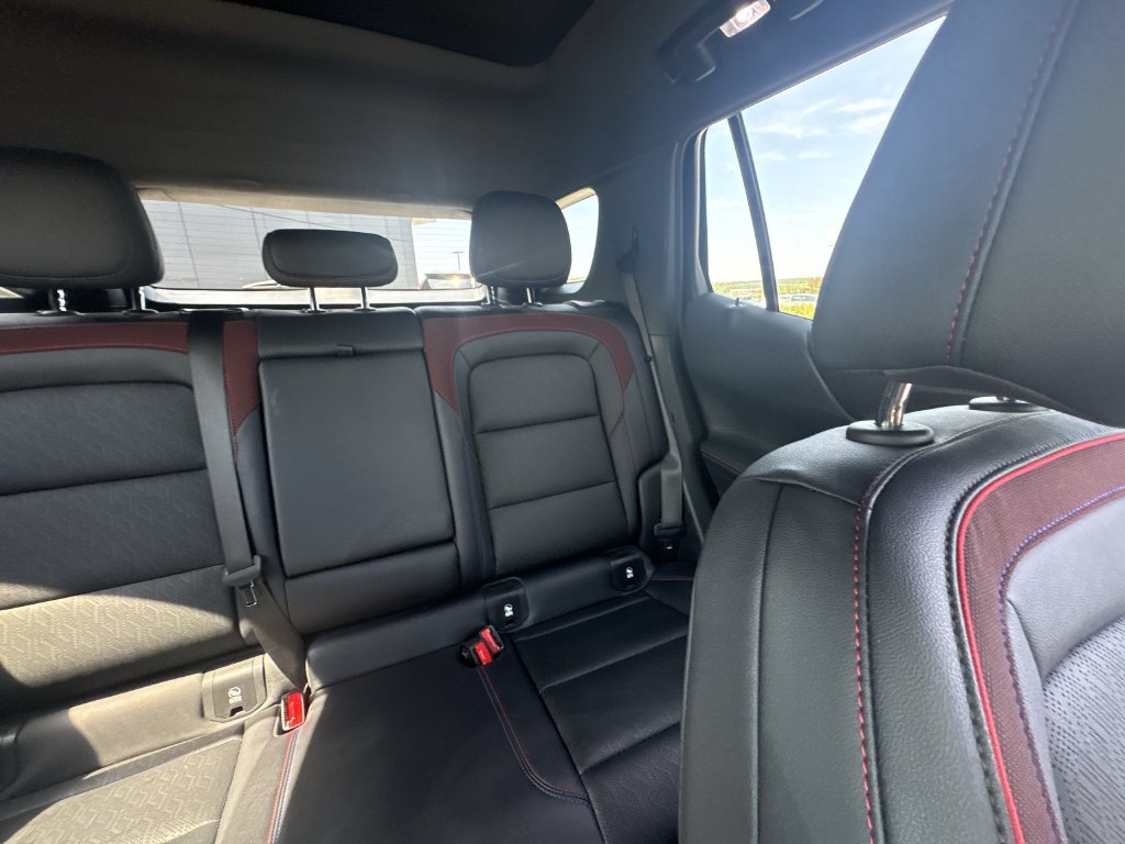 Used 2025 Chevrolet Equinox RS w/ Safety and Technology Package AWD/4WD image 19