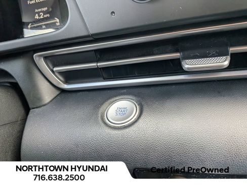 Certified 2023 Hyundai Elantra SEL image 18