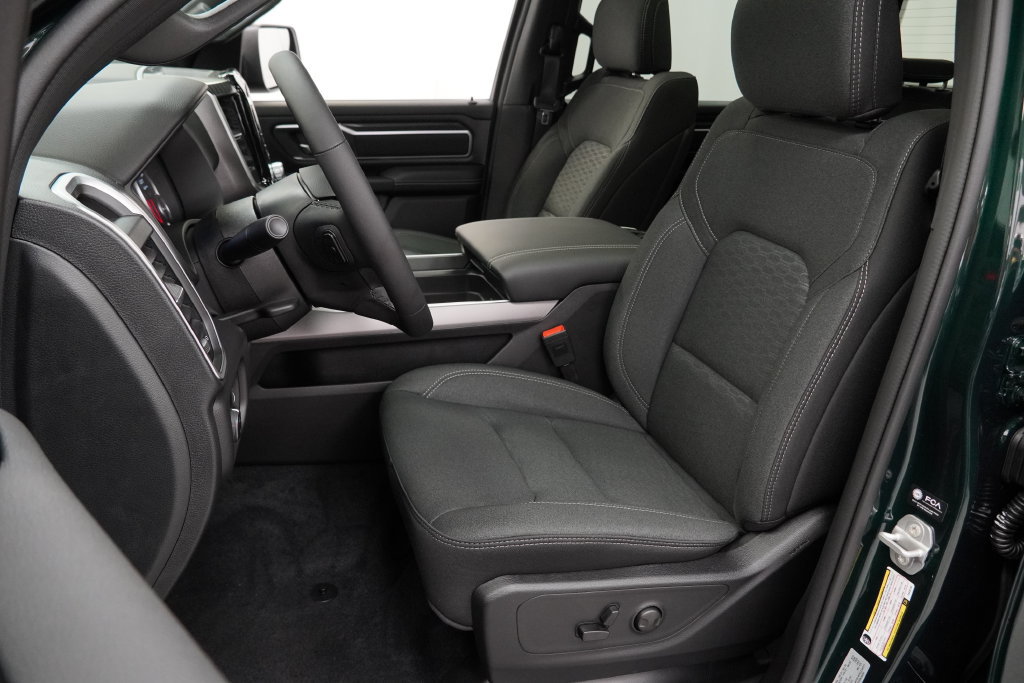 New 2026 RAM 1500 Big Horn AWD/4WD image 15