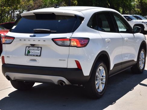 Certified 2022 Ford Escape SE w/ Convenience Package AWD/4WD image 8
