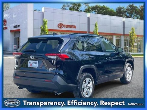 Certified 2020 Toyota RAV4 XLE w/ All Weather Liner Package AWD/4WD image 5