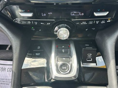 Used 2026 Acura MDX SH-AWD image 19
