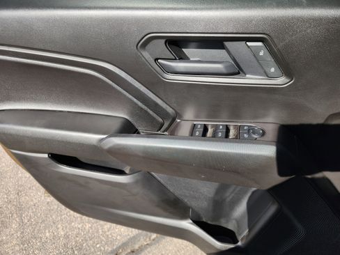 Used 2025 Chevrolet Colorado Trail Boss image 17