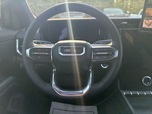 New 2026 GMC Terrain Elevation w/ Elevation Premium Package AWD/4WD image 17