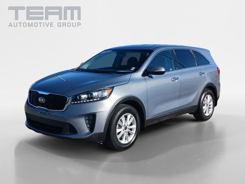 Used 2019 Kia Sorento L image 3