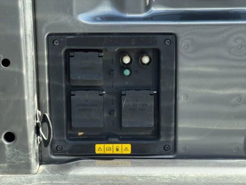 Used 2022 Ford F150 Lightning Lariat w/ Equipment Group 511A High image 12