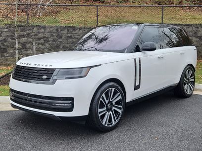 Used 2023 Land Rover Range Rover SE