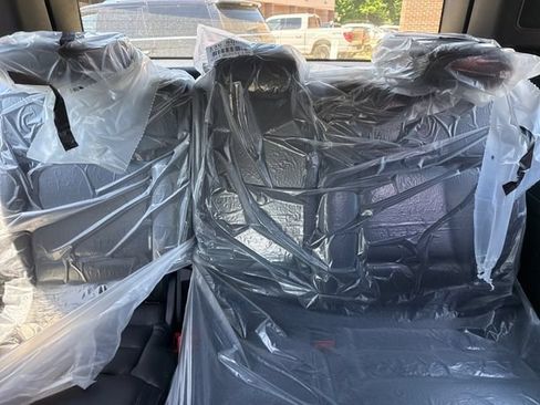 New 2026 Ford Expedition Platinum w/ Stealth Performance Package AWD/4WD image 27