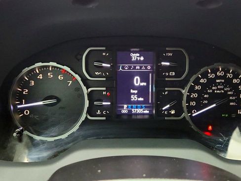 Used 2018 Toyota Tundra Limited image 15