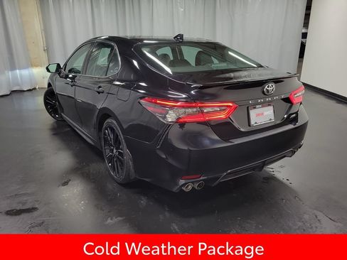 Used 2022 Toyota Camry XSE FWD image 6