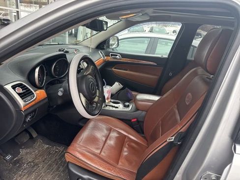 Used 2013 Jeep Grand Cherokee Overland w/ Advance Technology Group image 5